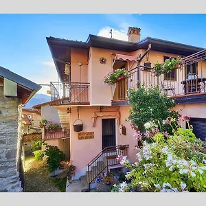 La Corte Della Carla - Cozy In The Old Court , Lierna Italia